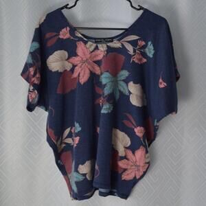 Kim & Cami Floral Short Sleeve Top Size Large